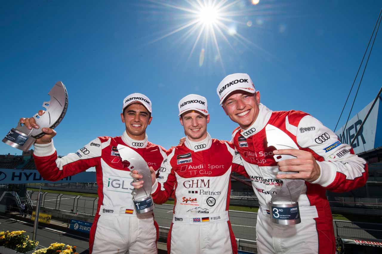 SAE Audio support Mikel Azcona participate Cup Audi Sport TT topped the podium!